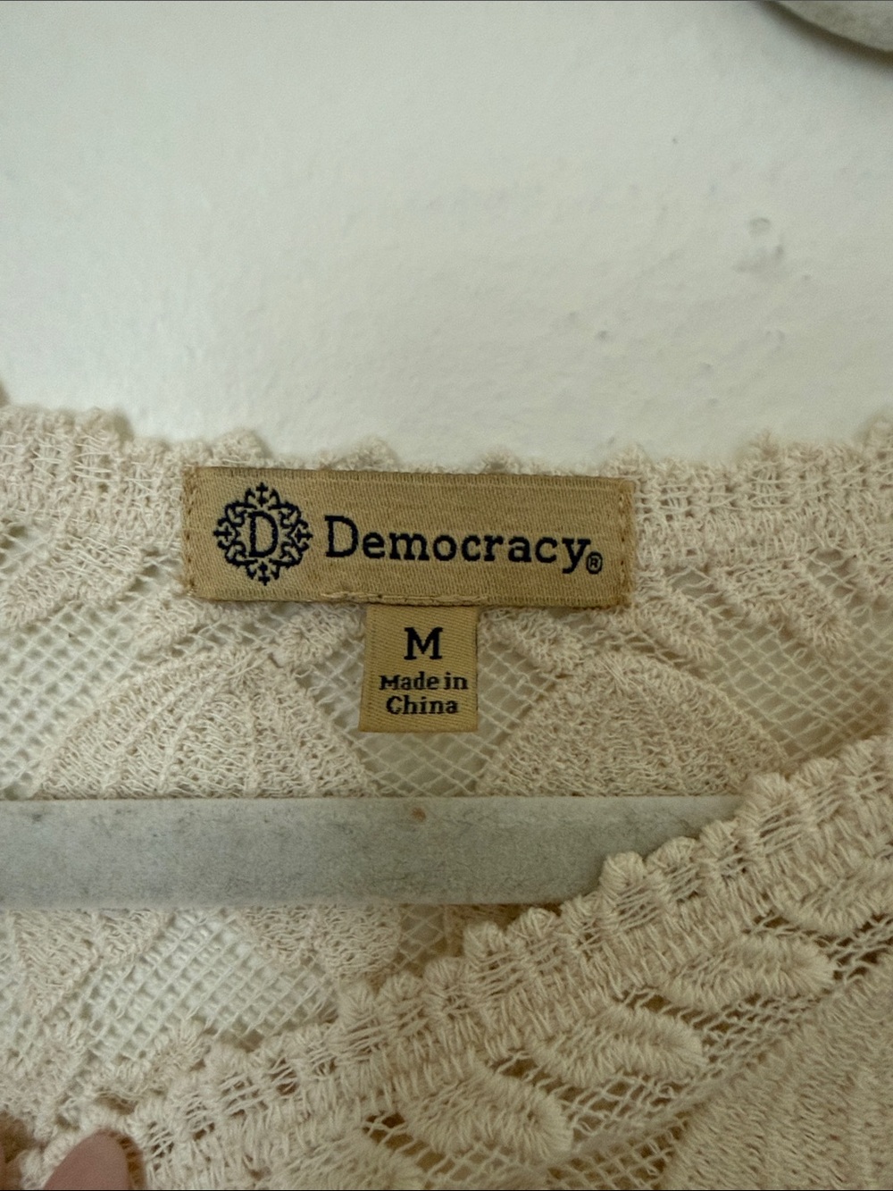 Democracy Cream Lace Crochet Short Sleeve Blouse - Picture 2 of 4